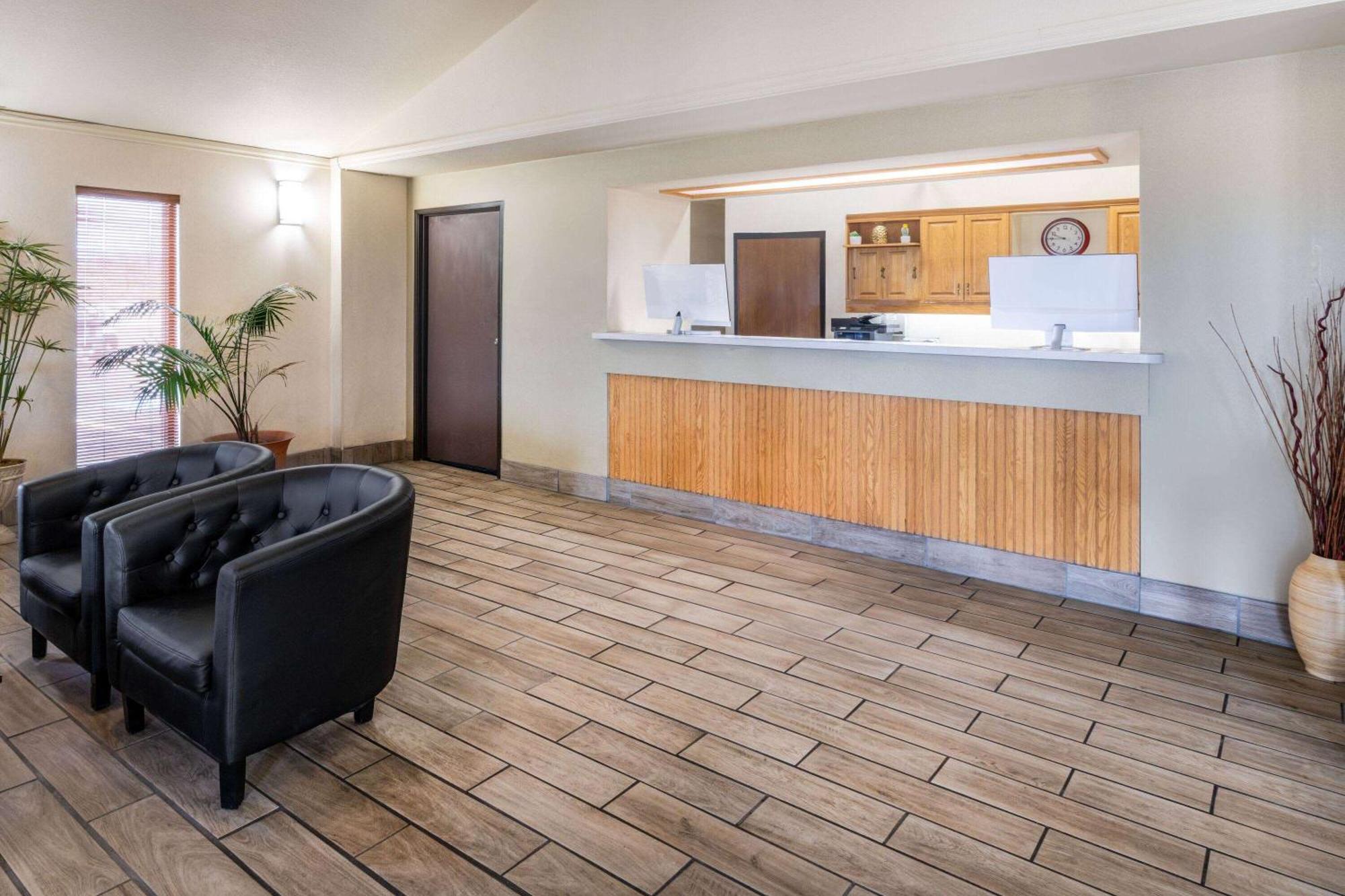 Super 8 By Wyndham Cheyenne Wy Hotell Eksteriør bilde